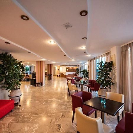 Costa Angela Seaside Resort 외부 사진