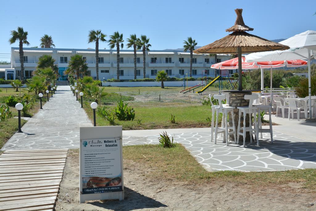 Costa Angela Seaside Resort 외부 사진