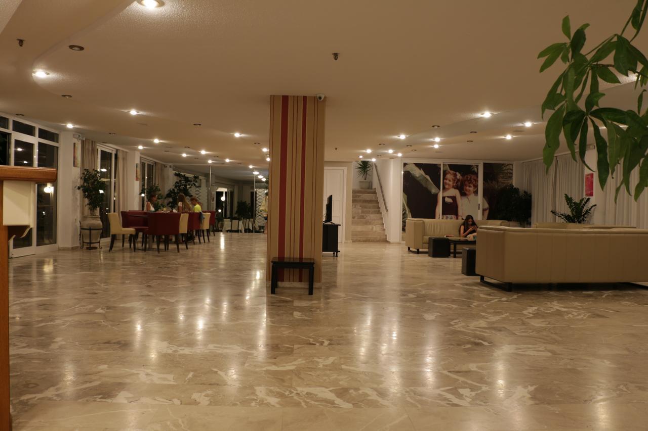 Costa Angela Seaside Resort 외부 사진