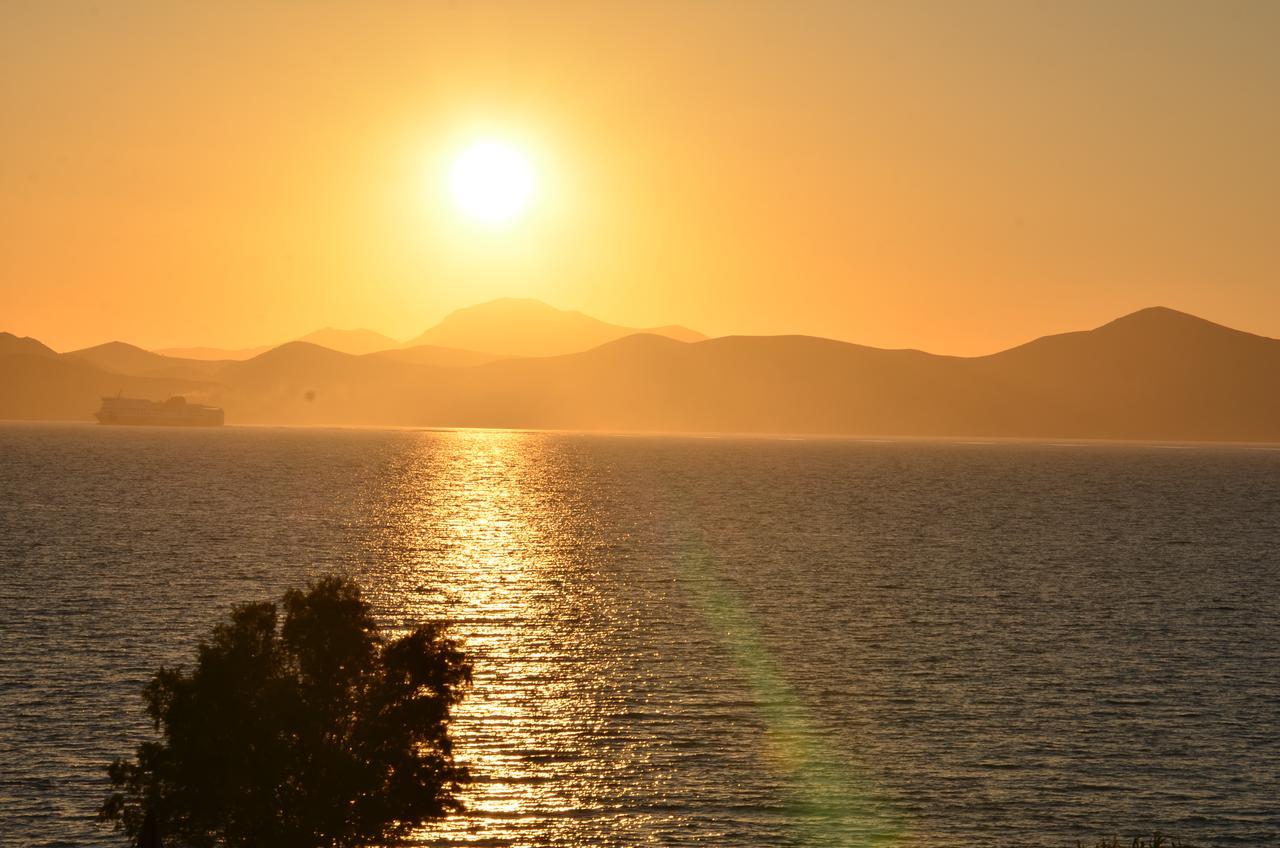 Costa Angela Seaside Resort 외부 사진
