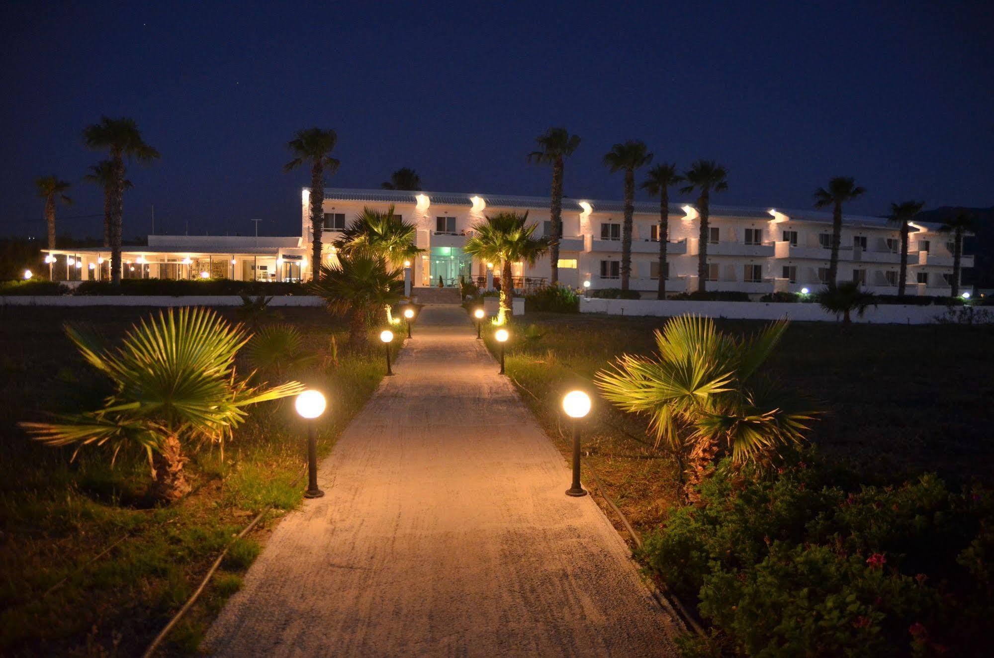Costa Angela Seaside Resort 외부 사진